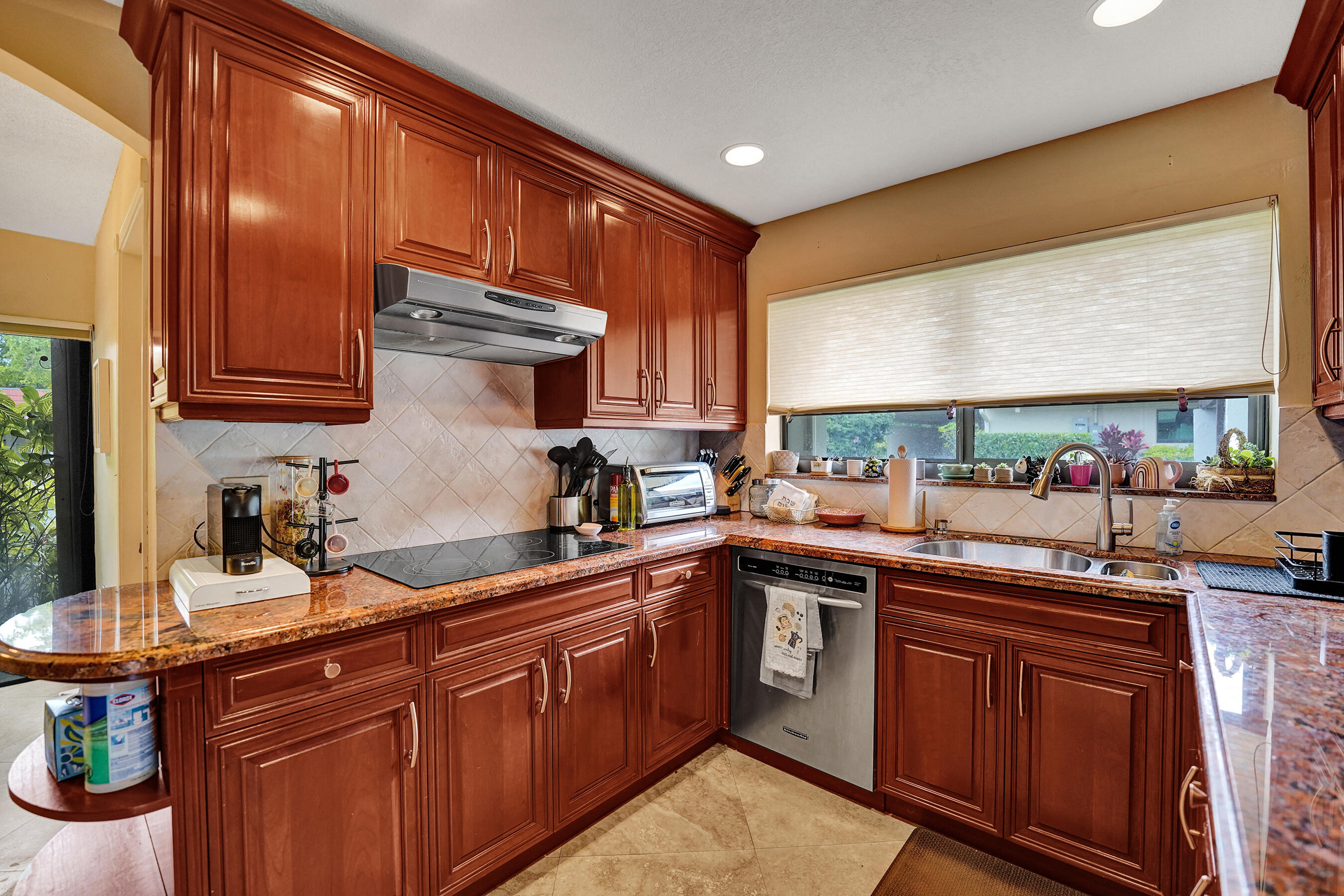 3501 Keyser Avenue, Unit 59 Hollywood, FL 33021 - Photo 28 of 55 DSC03478
