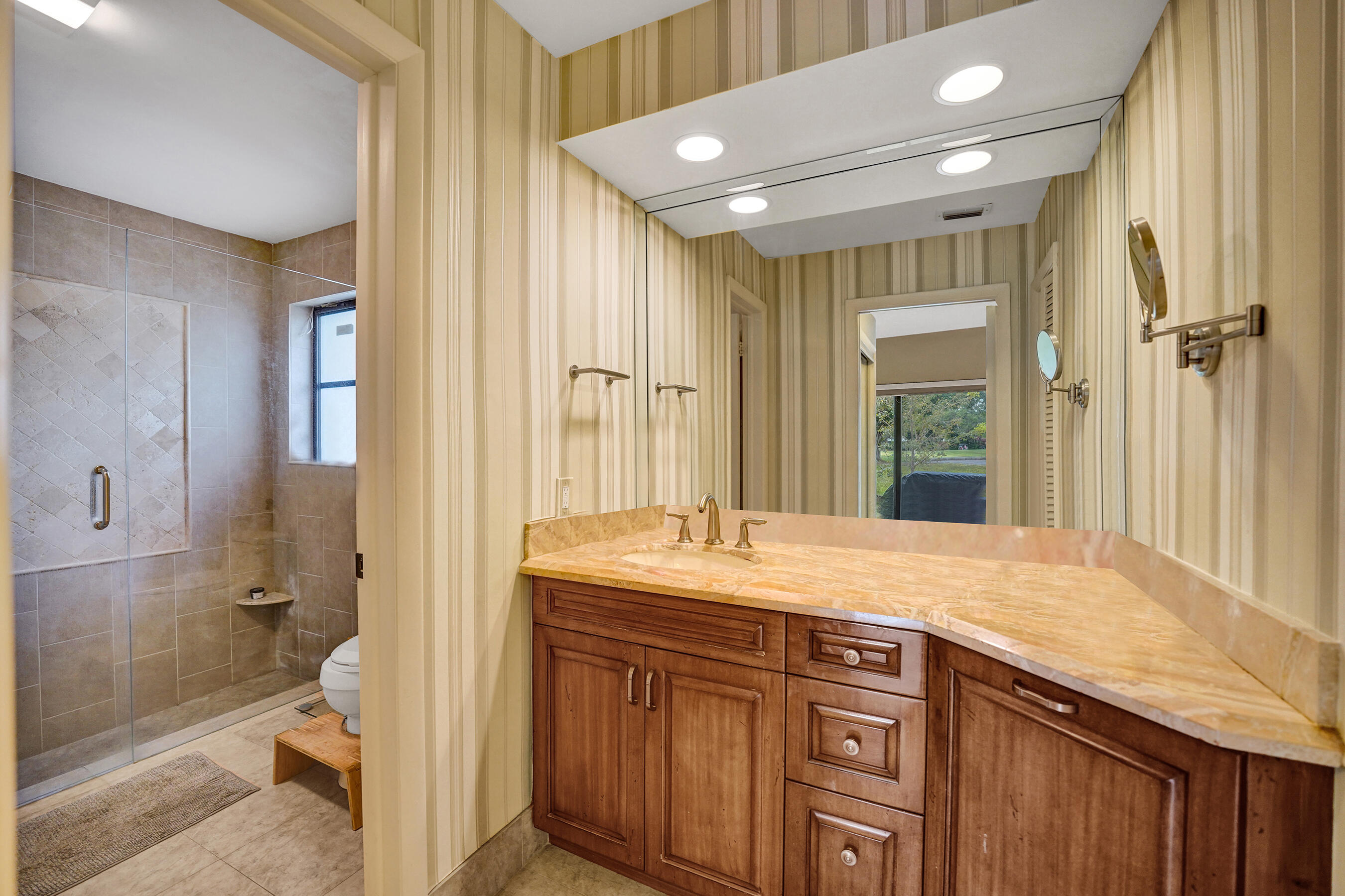 3501 Keyser Avenue, Unit 59 Hollywood, FL 33021 - Photo 38 of 55 DSC03406