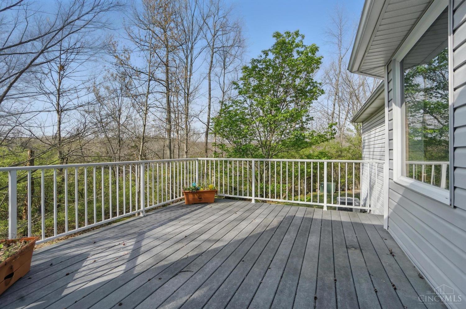 7058 Taylor Road Cincinnati, OH 45248 - Photo 12 of 39
