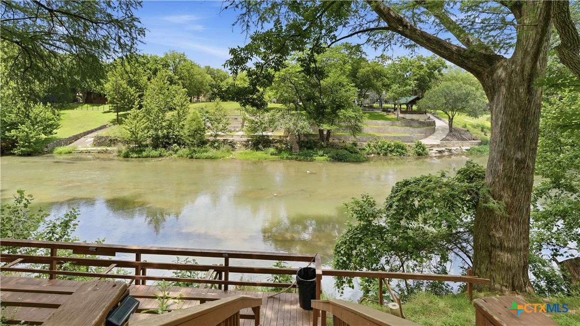 847 Hilltop Ridge New Braunfels, TX 78132 - Photo 16 of 47