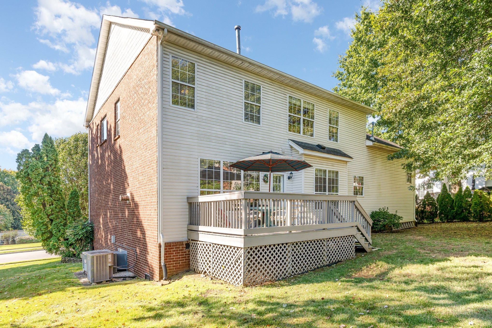 224 Logans Circle Franklin, TN 37067 - Photo 34 of 41 a front view of a house with a yard