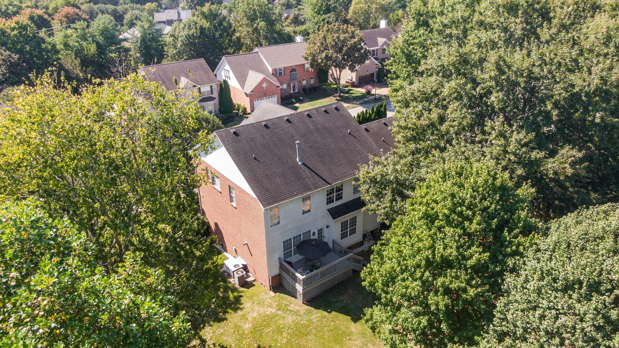 224 Logans Circle Franklin, TN 37067 - Photo 38 of 41 an aerial view of a house with a yard