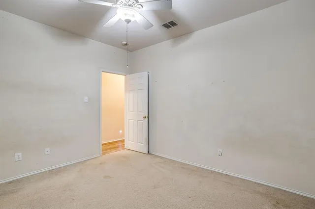 $270,000 | 708 Hummingbird Trail, Crowley, TX 76036