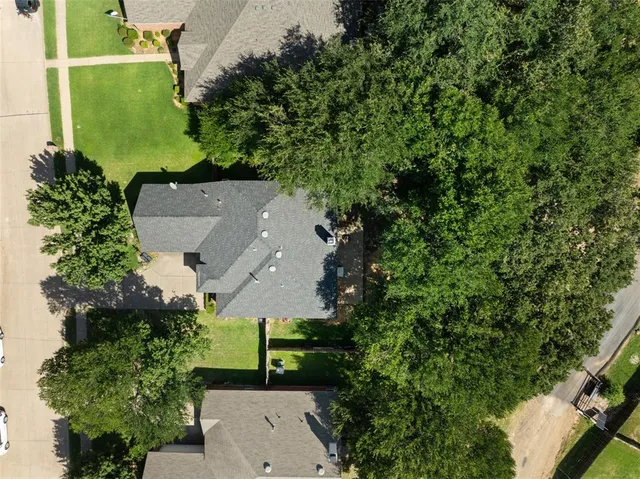 $270,000 | 708 Hummingbird Trail, Crowley, TX 76036