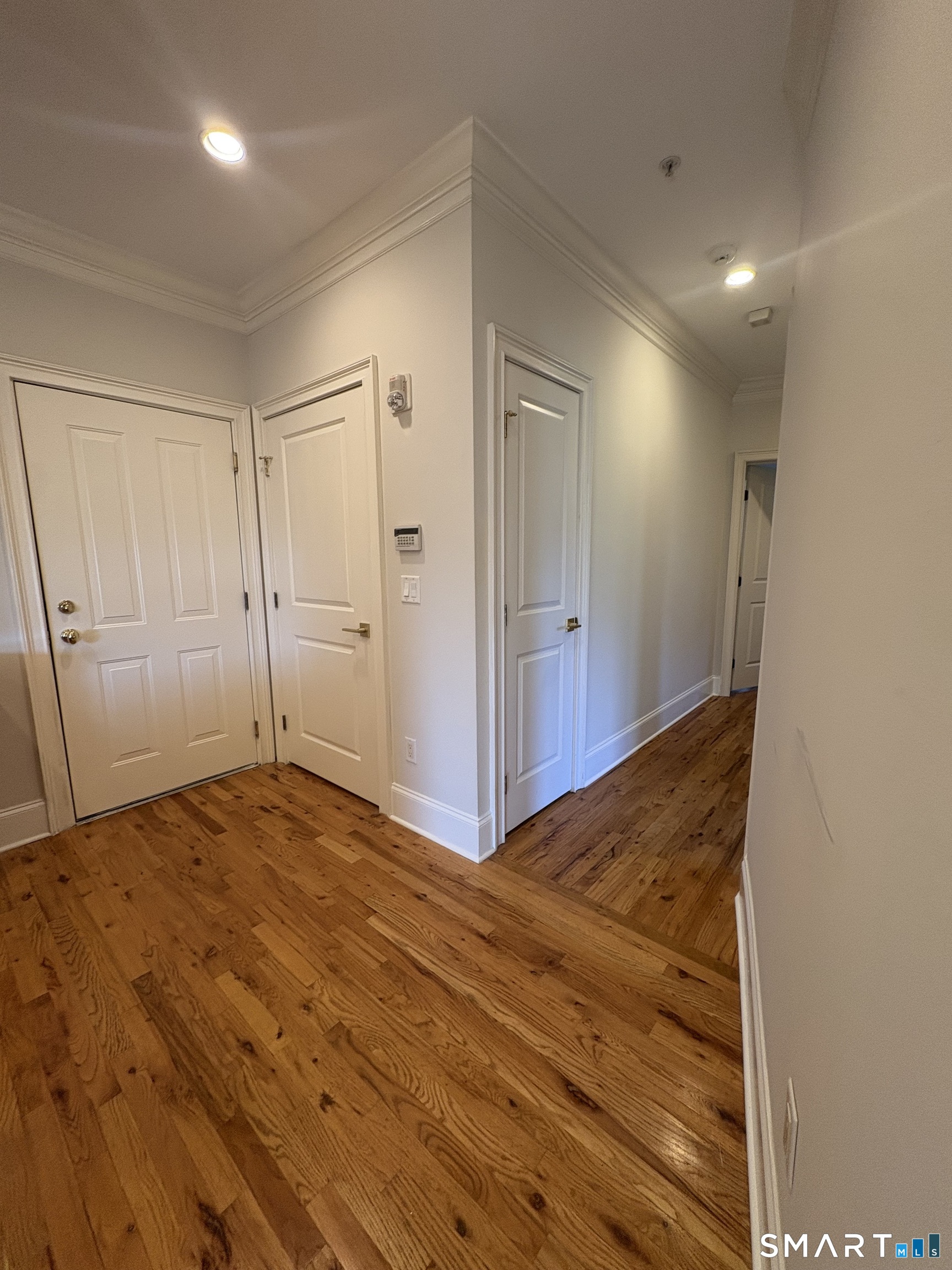 21 Seir Hill Road, Unit 8 Norwalk, CT 06850 - Photo 4 of 15