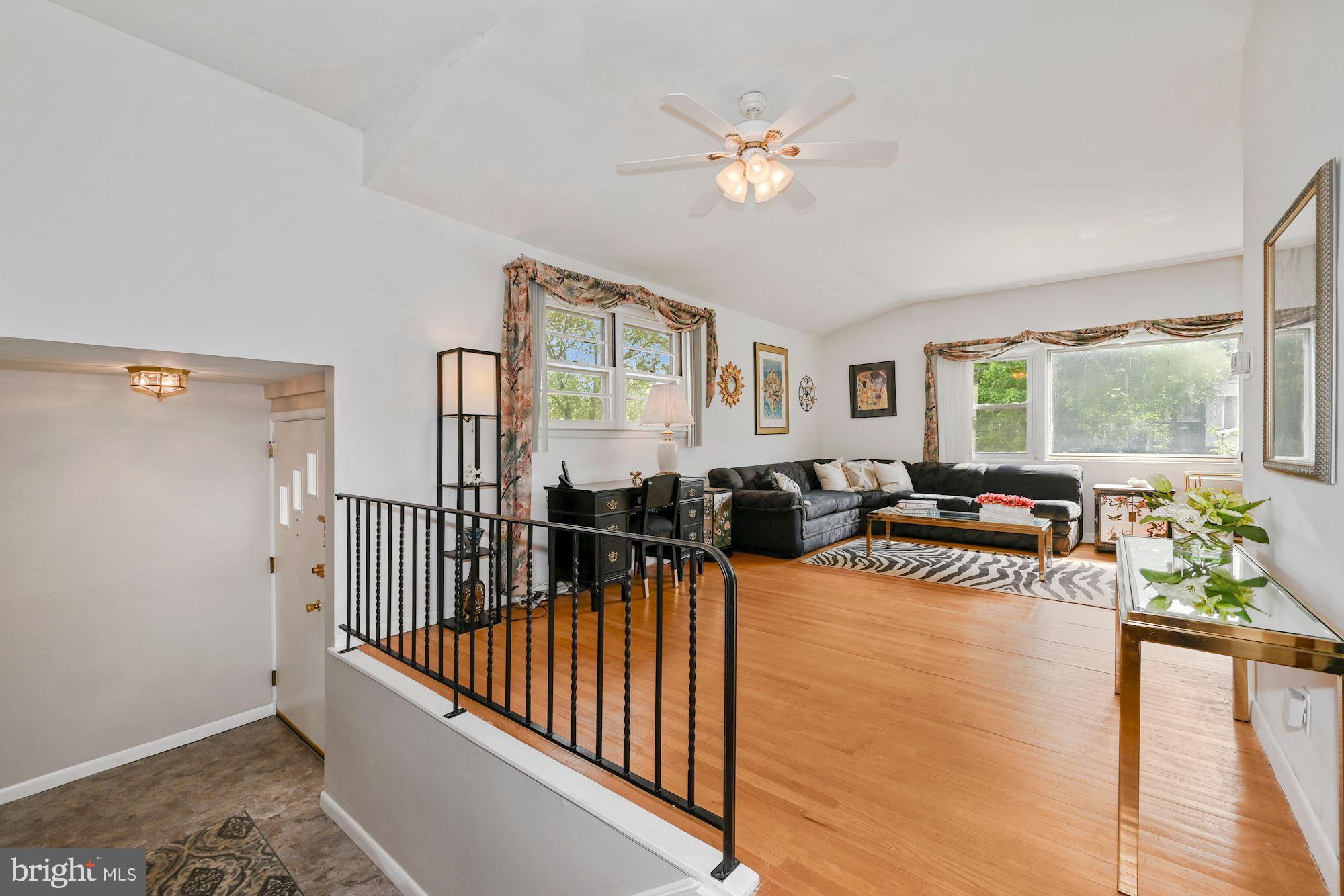 207 Avon Road Cherry Hill, NJ 08034 - Photo 5 of 35