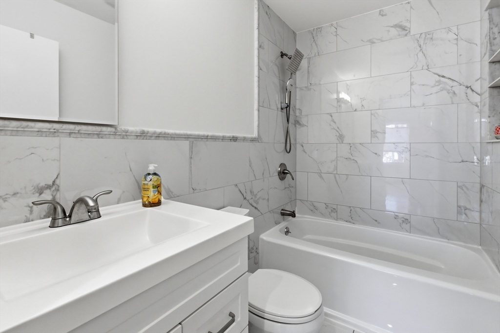2 Howe Terrace, Unit 3 Boston, MA 02125 - Photo 8 of 33