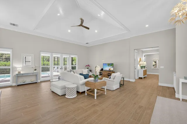 $2,750,000 | 7748 Southeast Manhasset Place, Hobe Sound, FL 33455