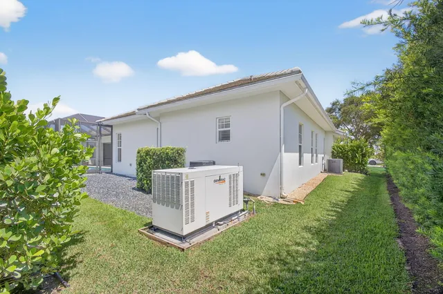 $2,750,000 | 7748 Southeast Manhasset Place, Hobe Sound, FL 33455