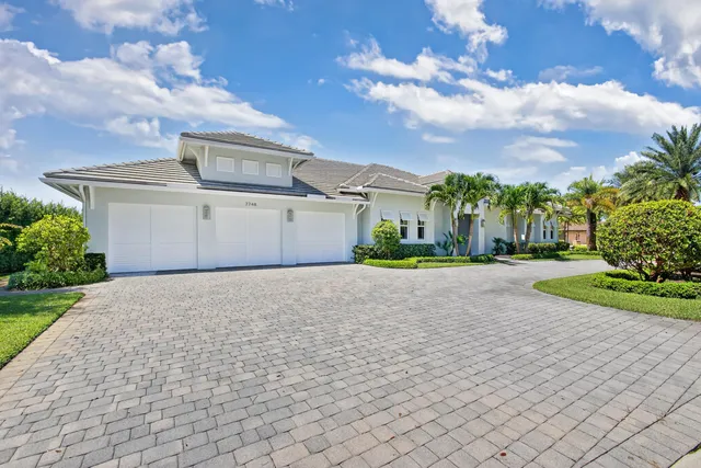 $2,750,000 | 7748 Southeast Manhasset Place, Hobe Sound, FL 33455