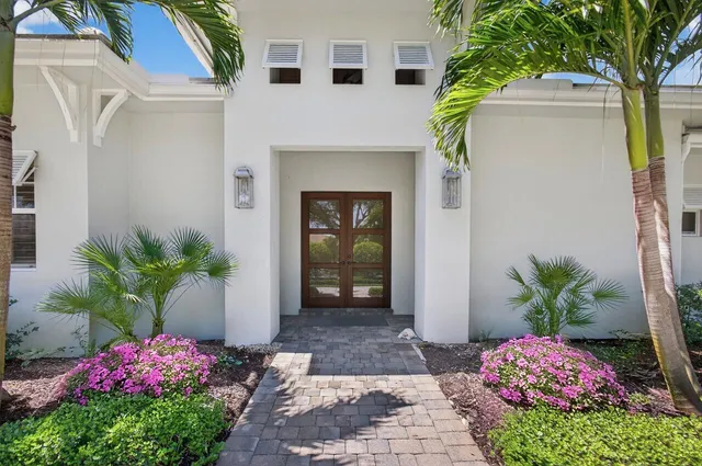 $2,750,000 | 7748 Southeast Manhasset Place, Hobe Sound, FL 33455