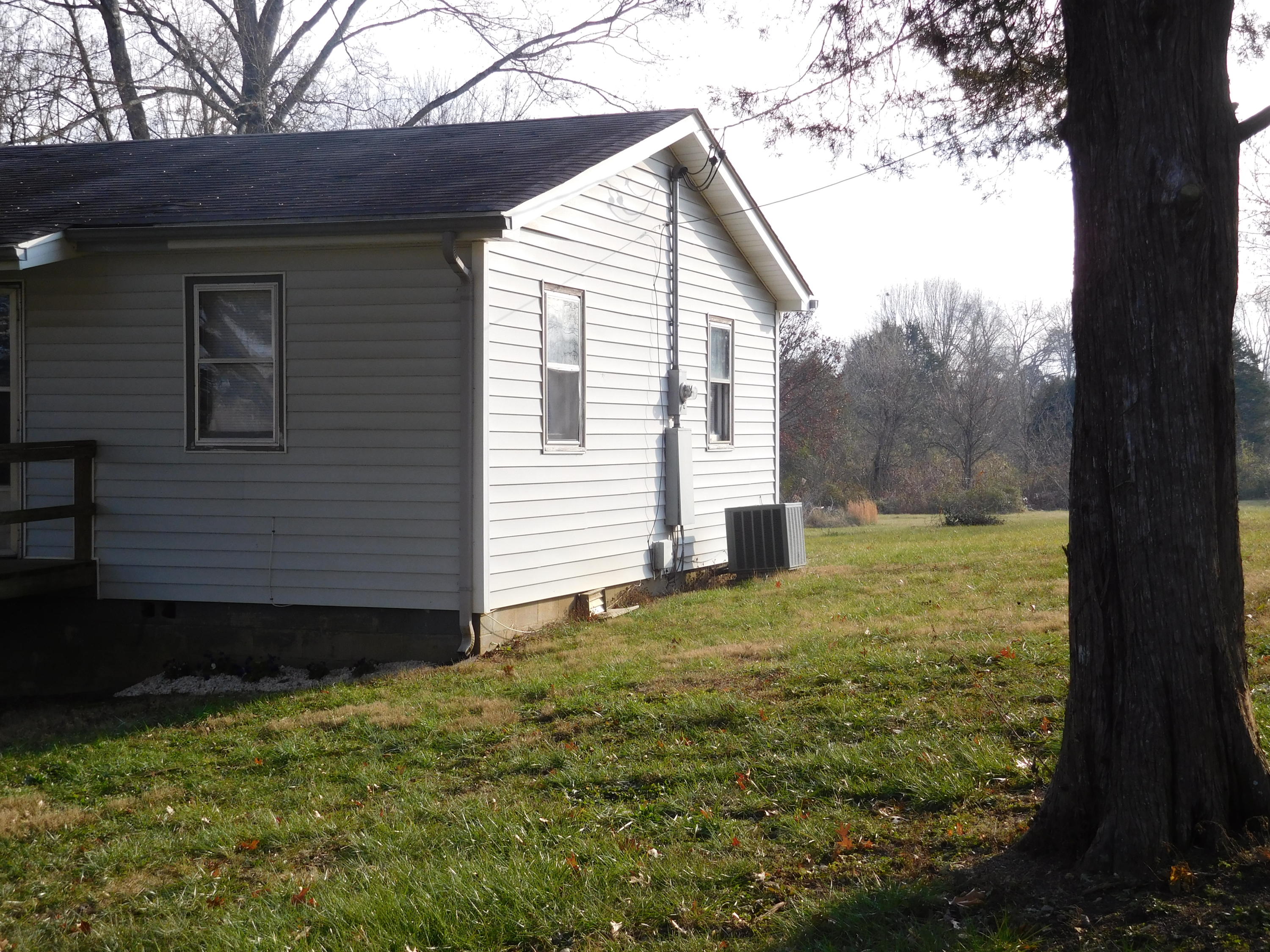 9208 Wyrick Road Corryton, TN 37721 - Photo 2 of 19 DSCN1349