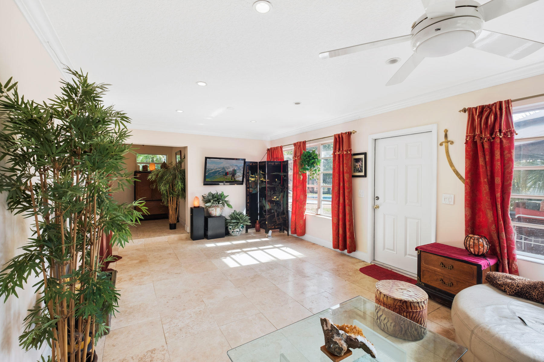 5274 Cleveland Road Delray Beach, FL 33484 - Photo 19 of 39 5274-Cleveland-Rd-Delray-Beach-Interior-