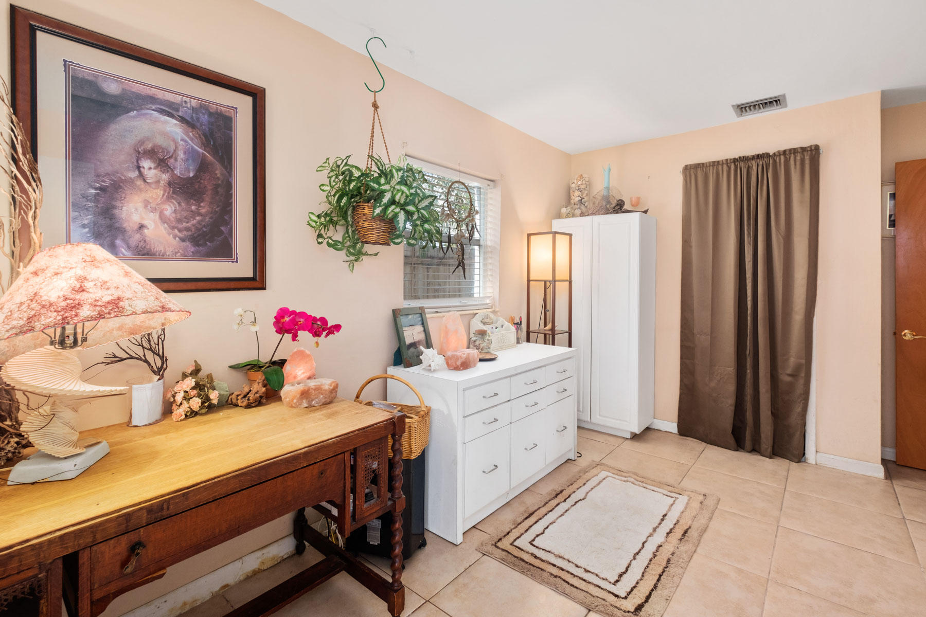 5274 Cleveland Road Delray Beach, FL 33484 - Photo 21 of 39 5274-Cleveland-Rd-Delray-Beach-Interior-