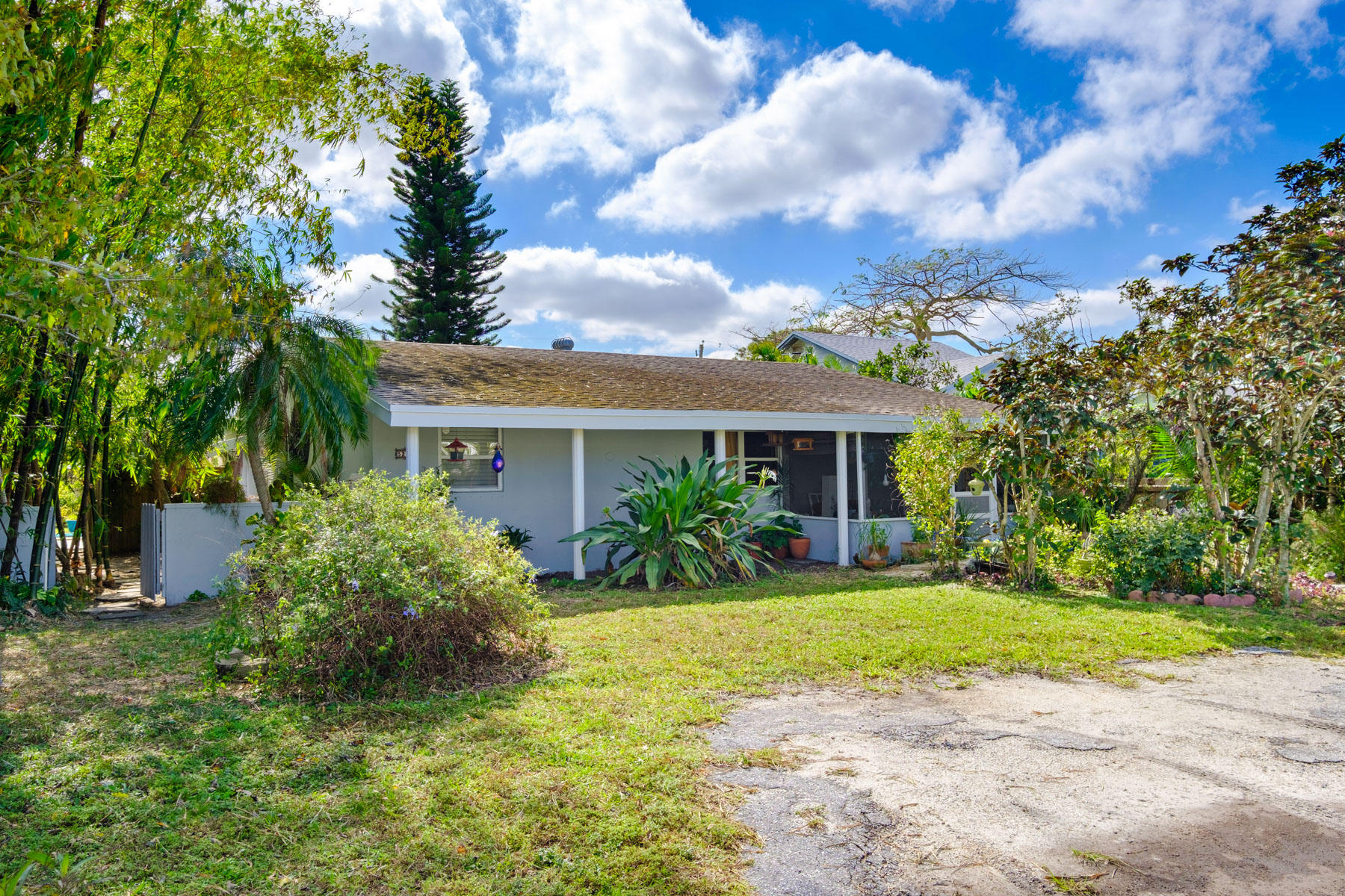 5274 Cleveland Road Delray Beach, FL 33484 - Photo 28 of 39 5274-Cleveland-Rd-Delray-Beach-Exterior-