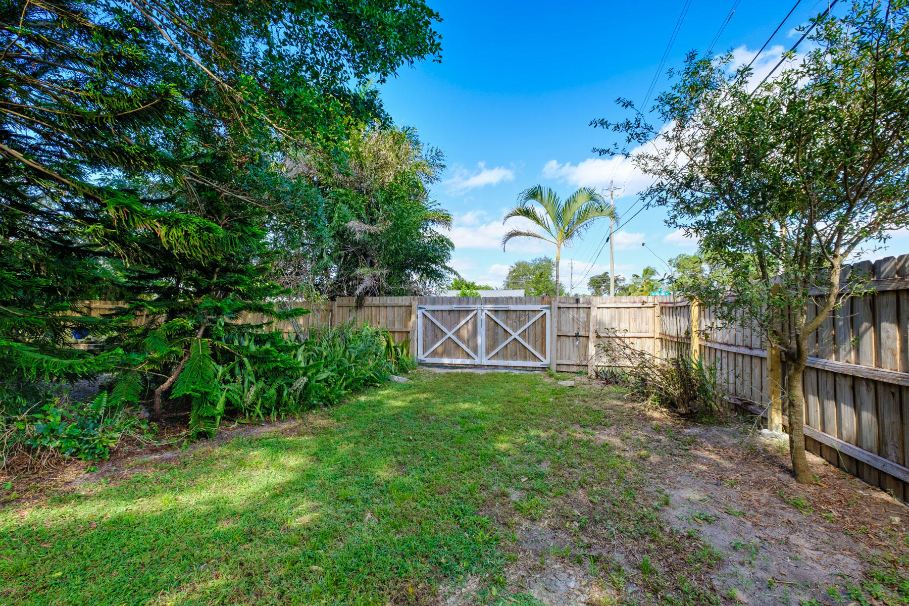 5274 Cleveland Road Delray Beach, FL 33484 - Photo 3 of 39 5274-Cleveland-Rd-Delray-Beach-Exterior-