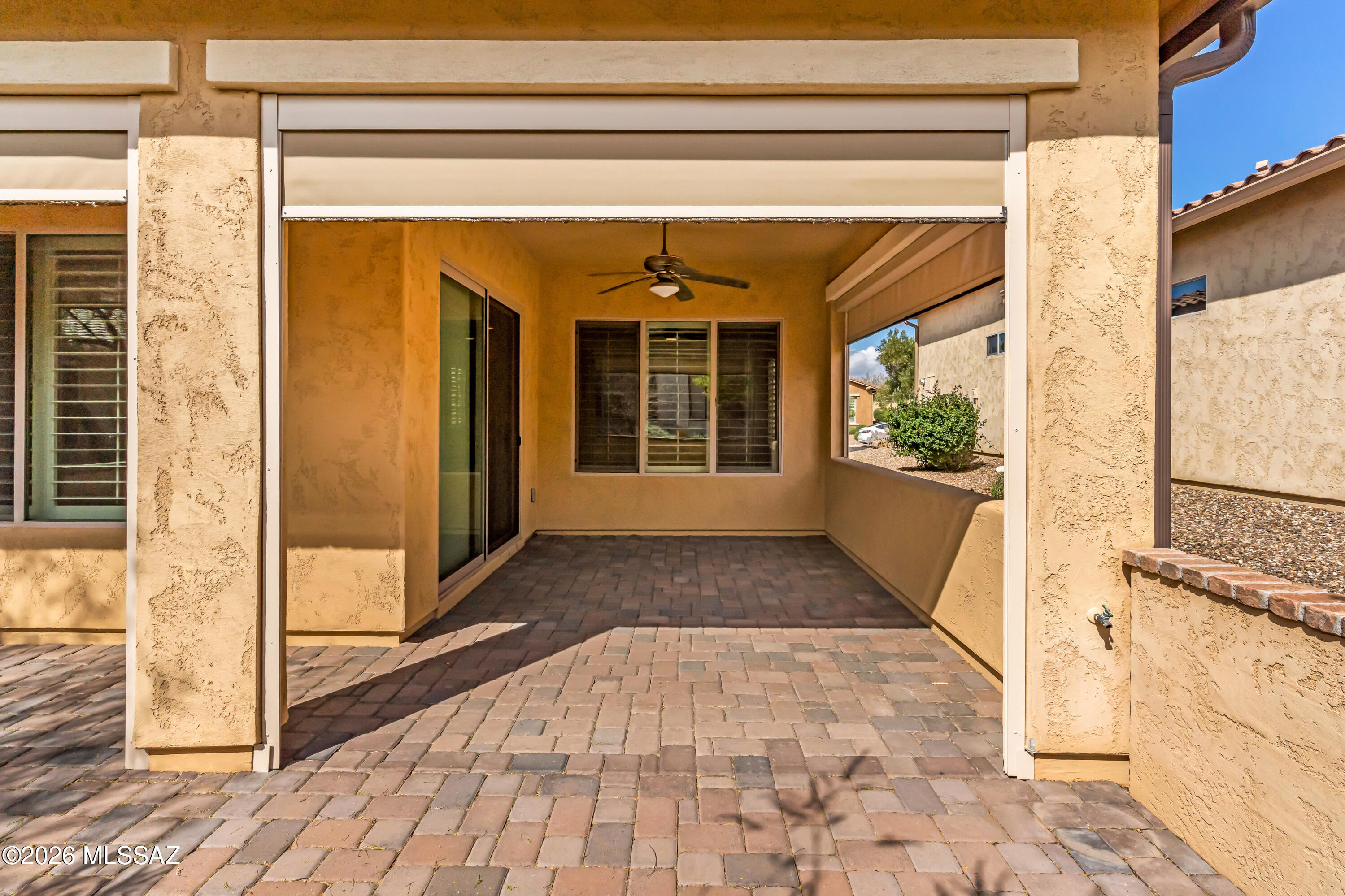 60995 East Shale Road Oracle, AZ 85623 - Photo 27 of 50 Tucson Rolling Shades
