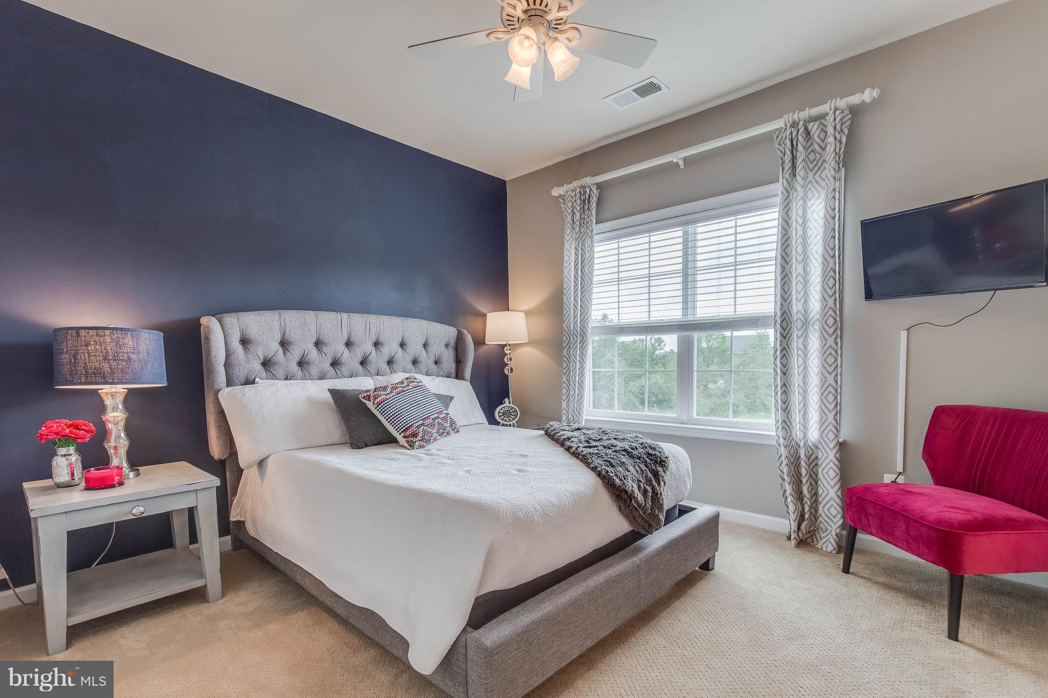 41848 Rawnsley Drive Ashburn, VA 20148 - Photo 19 of 30 Bedroom 2