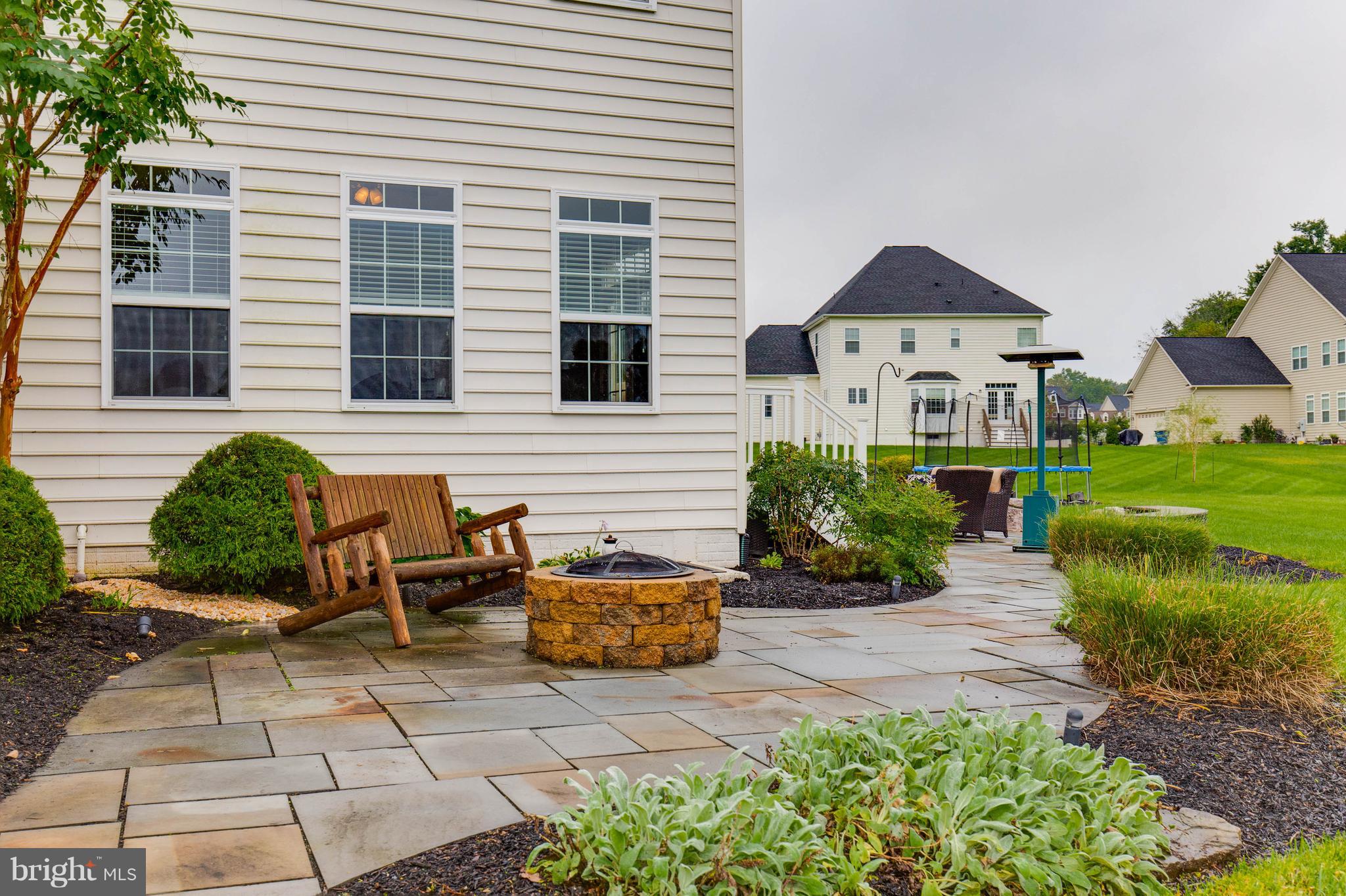 41848 Rawnsley Drive Ashburn, VA 20148 - Photo 28 of 30 2nd Slate Patio Sitting Area