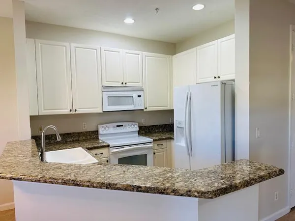 $2,900 | 4390 Berkshire Wharf Drive, Lake Worth, FL 33461