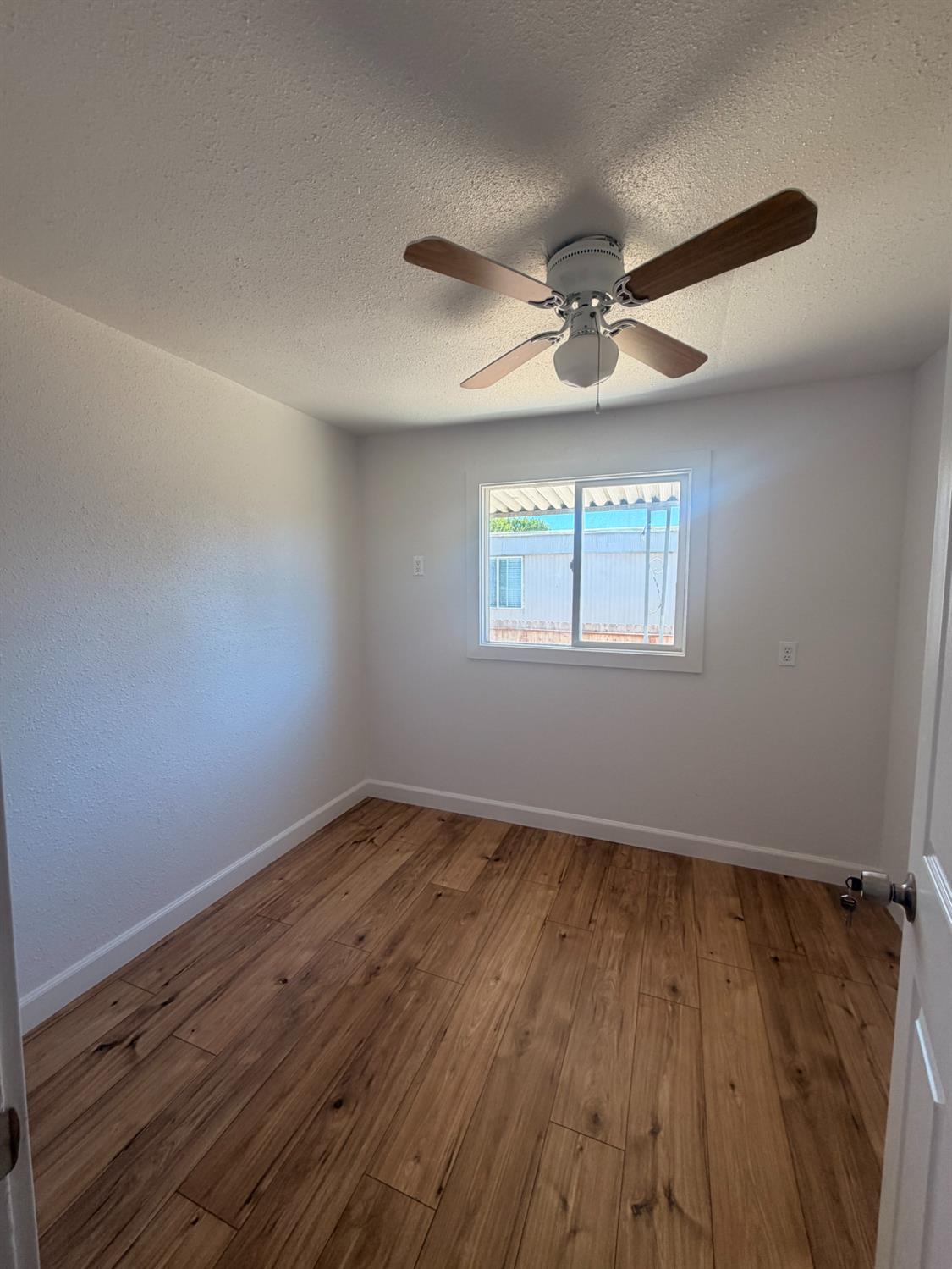 436 North Mercy Springs Road, Unit 64 Los Banos, CA 93635 - Photo 5 of 7