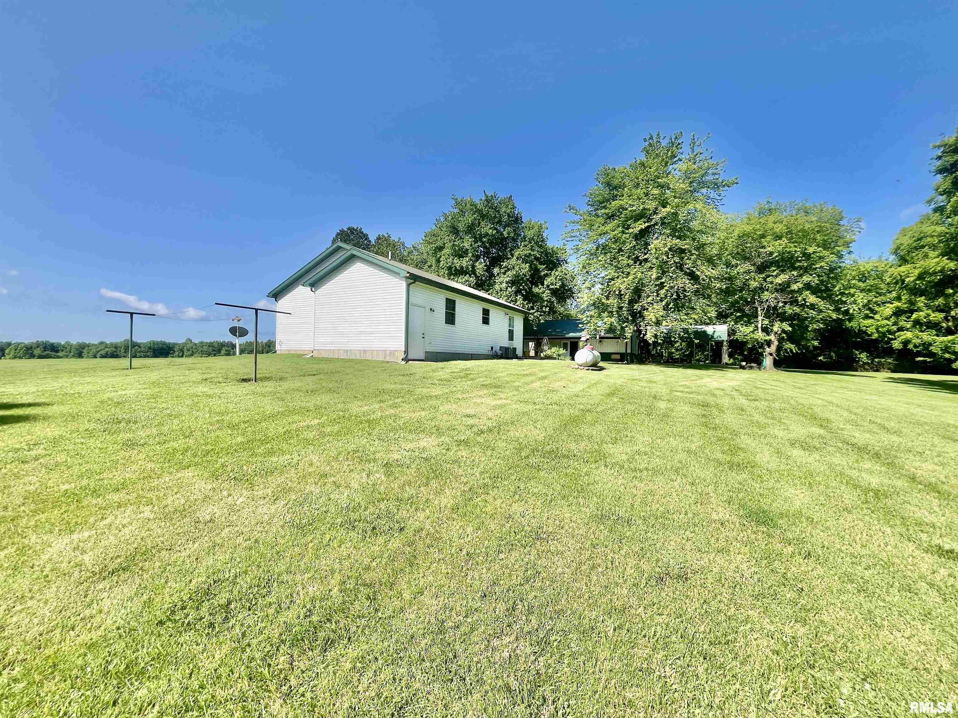 4841 Rosebud Road Metropolis, IL 62960 - Photo 4 of 53