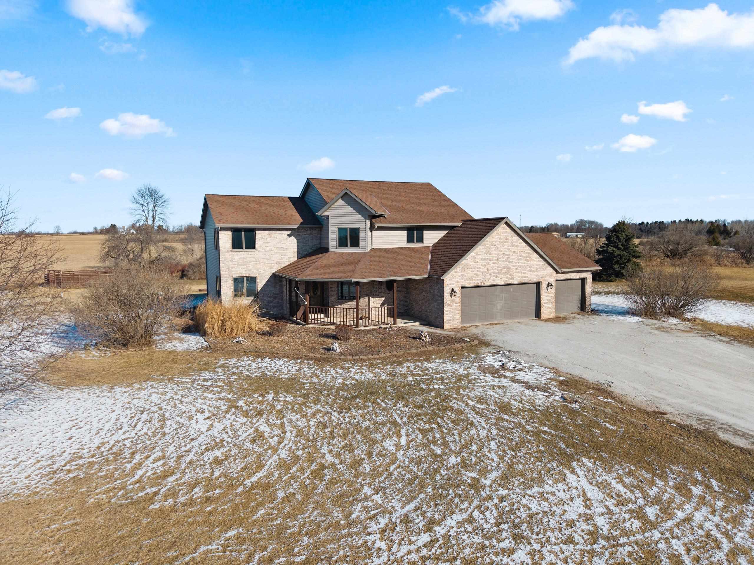 N2729 Lakeshore Road Kewaunee, WI 54216 - Photo 1 of 83