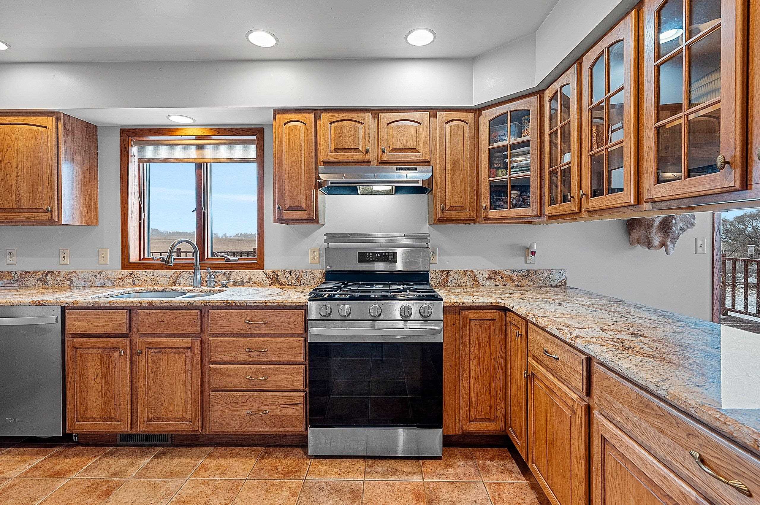 N2729 Lakeshore Road Kewaunee, WI 54216 - Photo 24 of 83