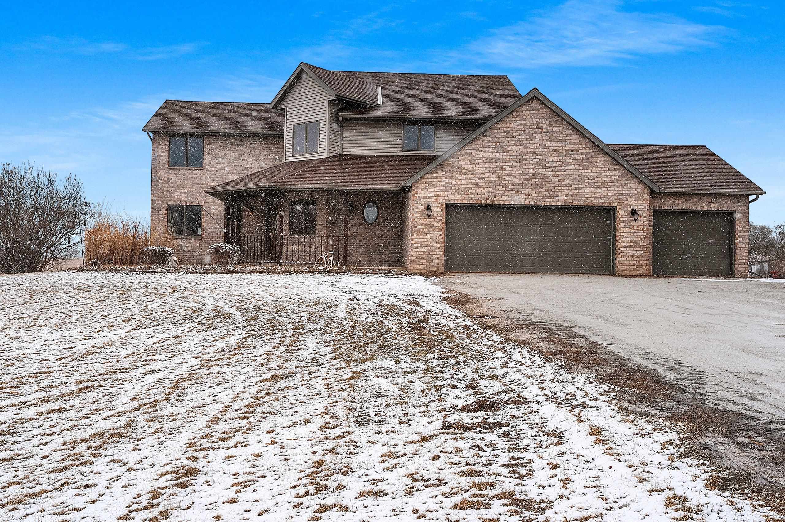 N2729 Lakeshore Road Kewaunee, WI 54216 - Photo 7 of 83