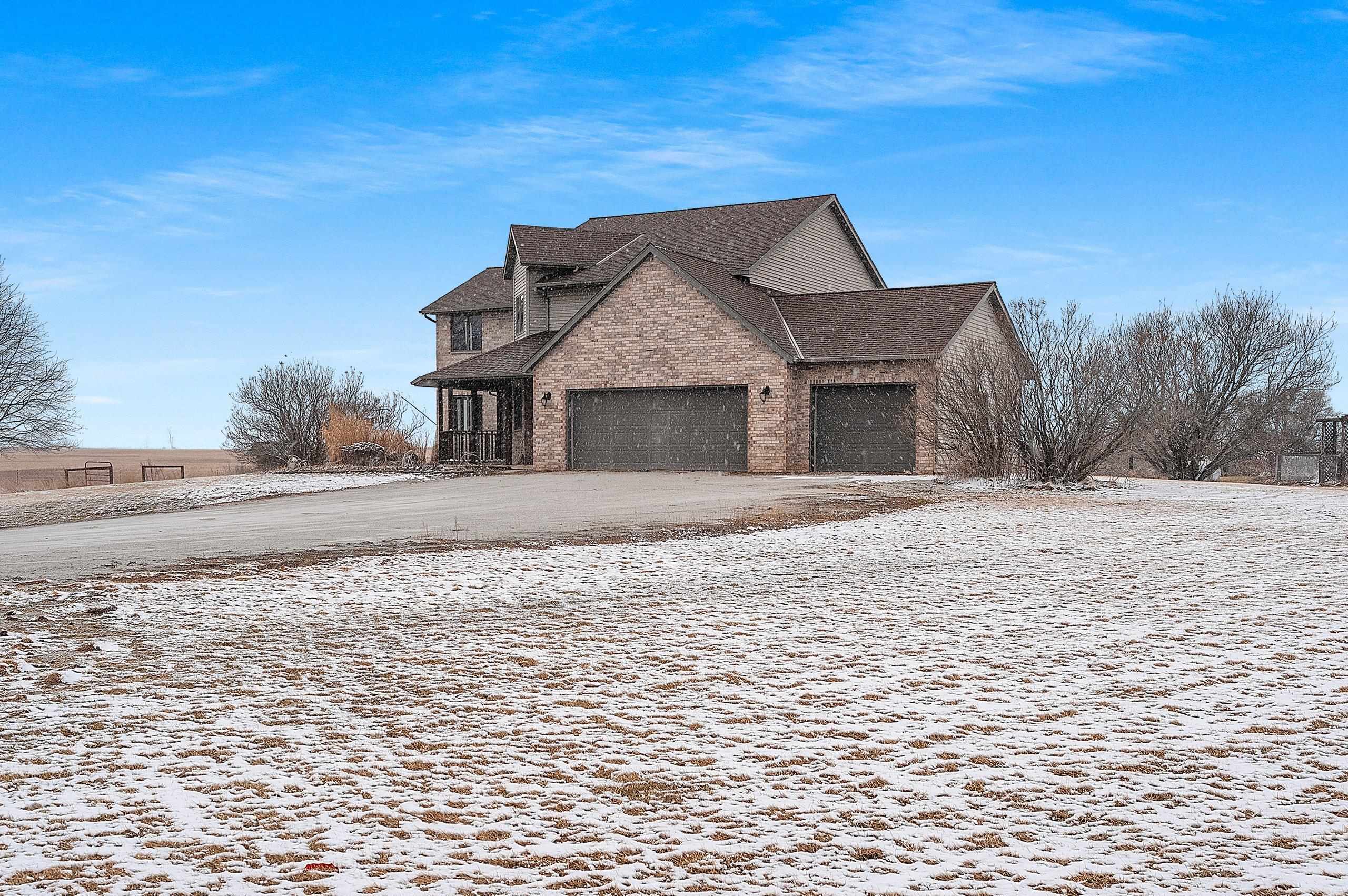 N2729 Lakeshore Road Kewaunee, WI 54216 - Photo 8 of 83