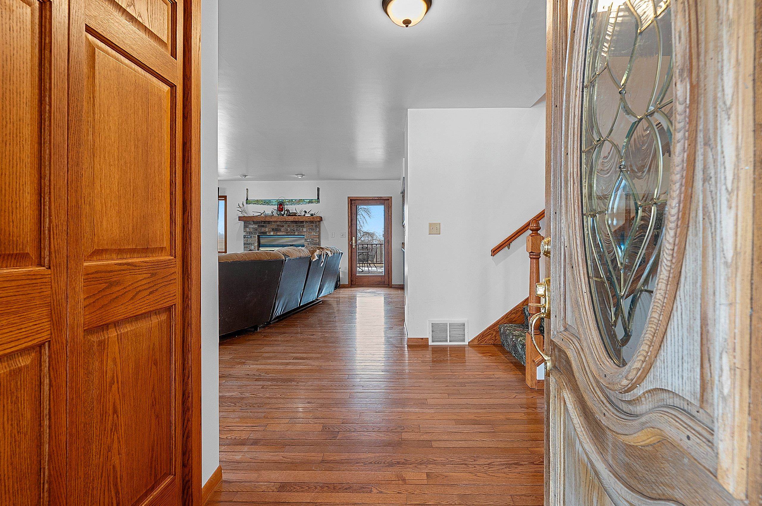 N2729 Lakeshore Road Kewaunee, WI 54216 - Photo 10 of 83