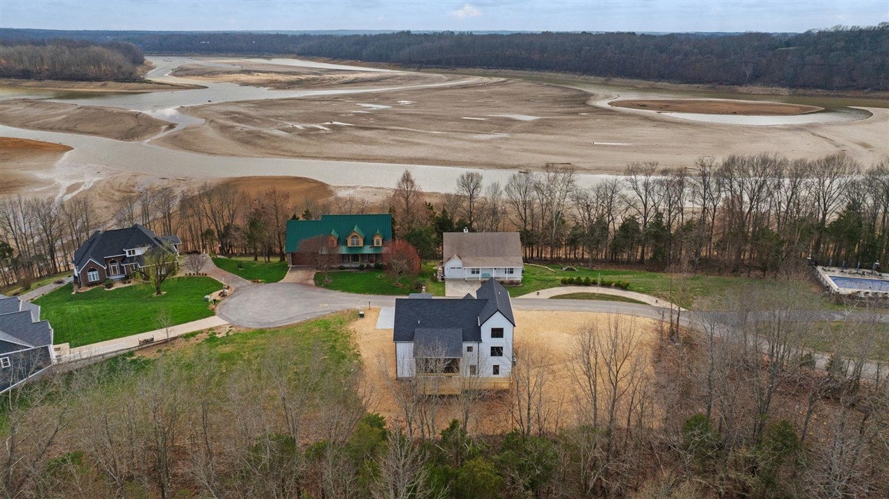 386 Indian Point Road Glasgow, KY 42141 - Photo 46 of 61 Gallery Image 46