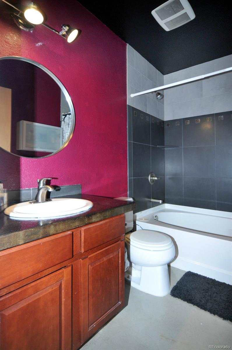 1421 Oneida Street, Unit 7 Denver, CO 80220 - Photo 17 of 25