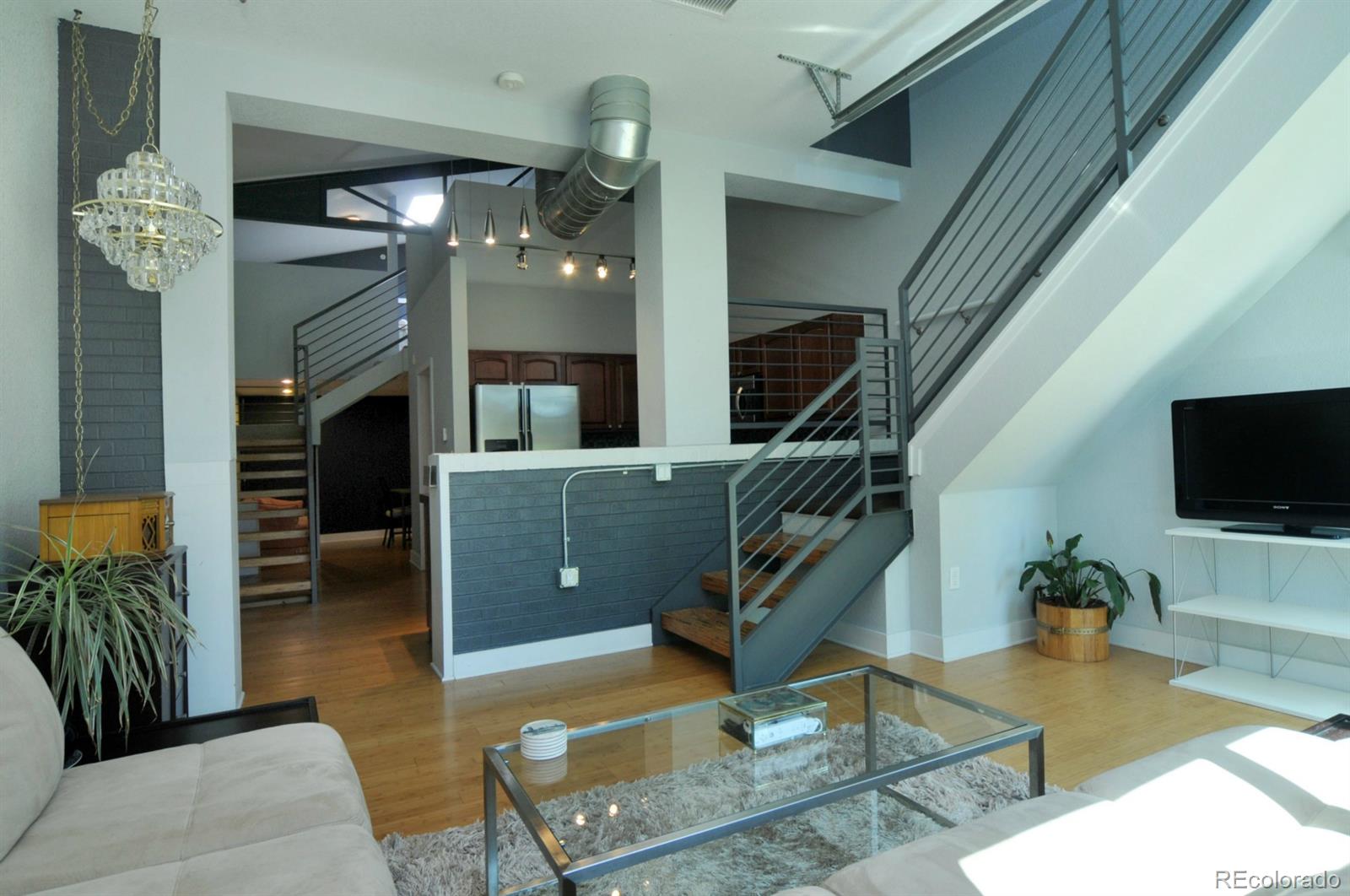 1421 Oneida Street, Unit 7 Denver, CO 80220 - Photo 7 of 25