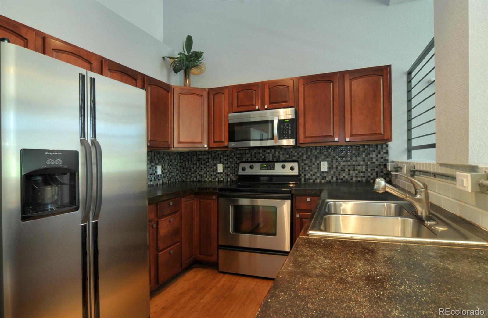 1421 Oneida Street, Unit 7 Denver, CO 80220 - Photo 10 of 25