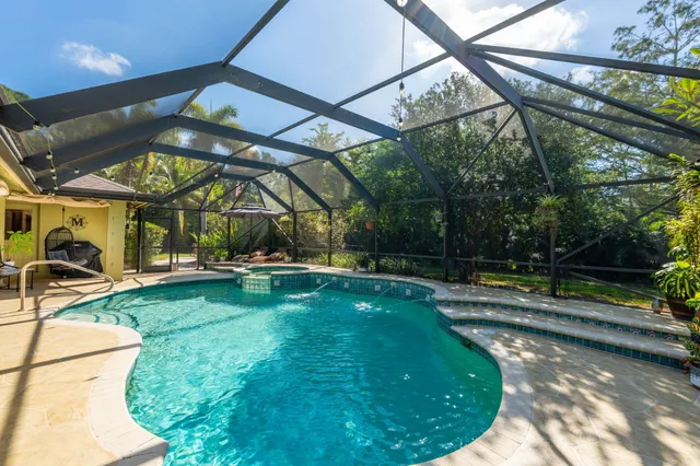 $915,000 | 17352 Valencia Boulevard, Loxahatchee, FL 33470