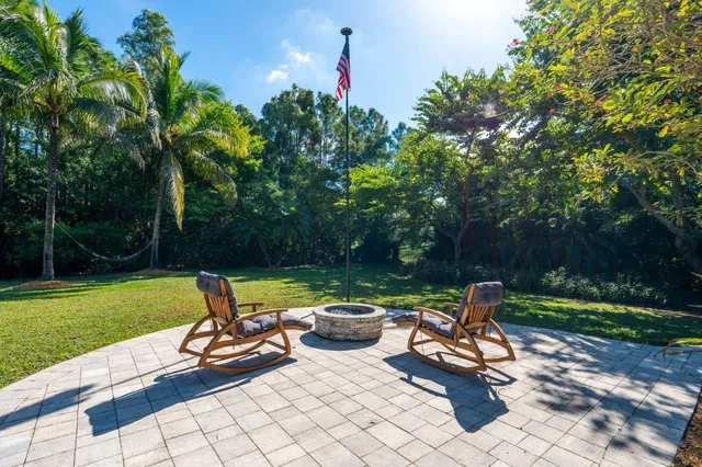 $915,000 | 17352 Valencia Boulevard, Loxahatchee, FL 33470