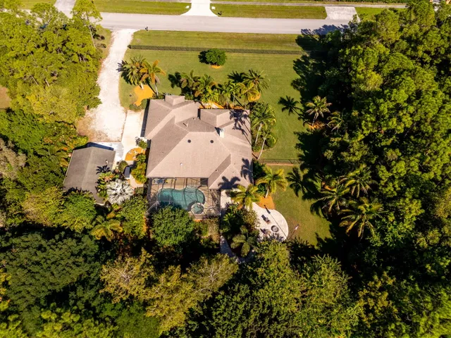 $915,000 | 17352 Valencia Boulevard, Loxahatchee, FL 33470