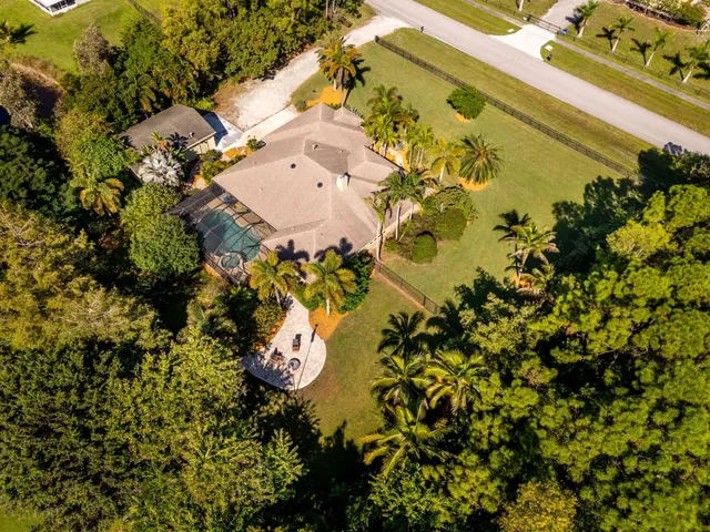 $915,000 | 17352 Valencia Boulevard, Loxahatchee, FL 33470