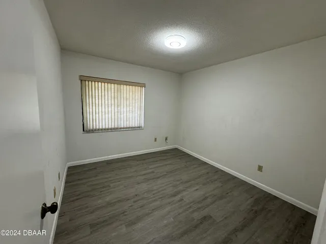 $2,000 | 100 Sea Island Circle, Daytona Beach, FL 32114