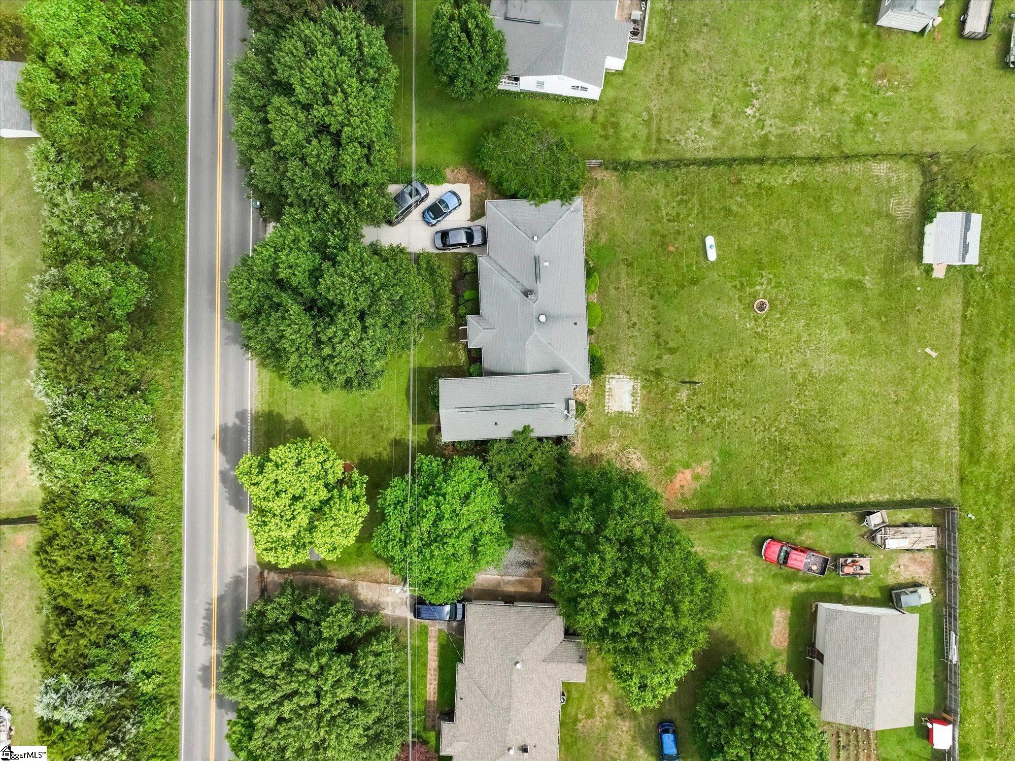 1008 Hampton Road Lyman, SC 29365 - Photo 2 of 32