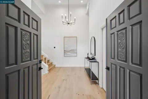 $2,795,000 | 41 Kellie Ann Court, Orinda, CA 94563