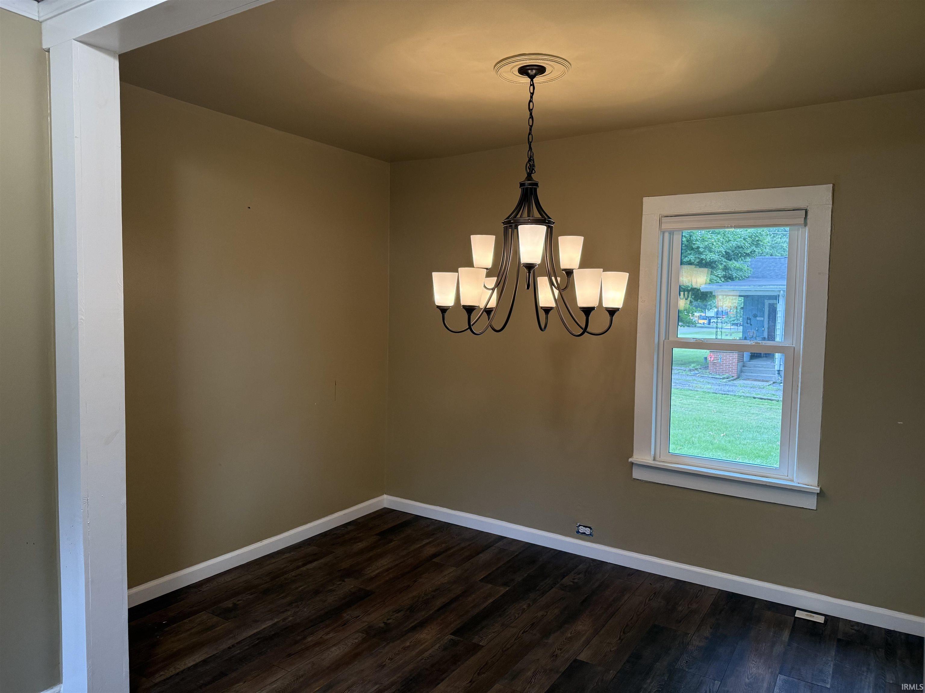 210 North Riverside Boulevard Goshen, IN 46526 - Photo 12 of 20 Gallery Image 12