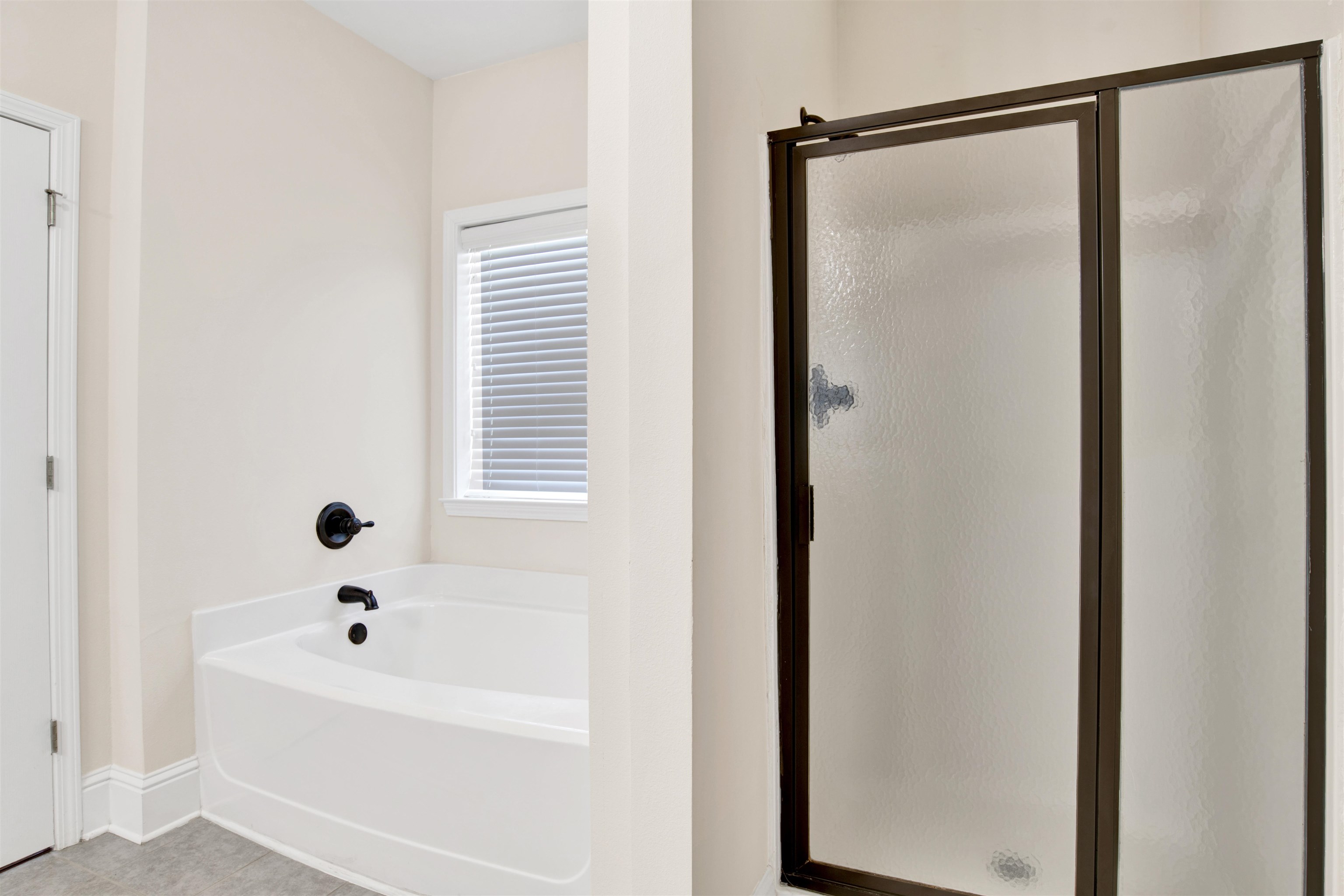 10910 Roanoke Loop Daphne, AL 36526 - Photo 28 of 33 Bathroom