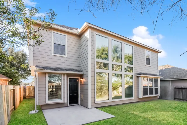 $2,215 | 2627 Diamond River Drive, Rosenberg, TX 77471