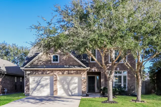 $2,215 | 2627 Diamond River Drive, Rosenberg, TX 77471