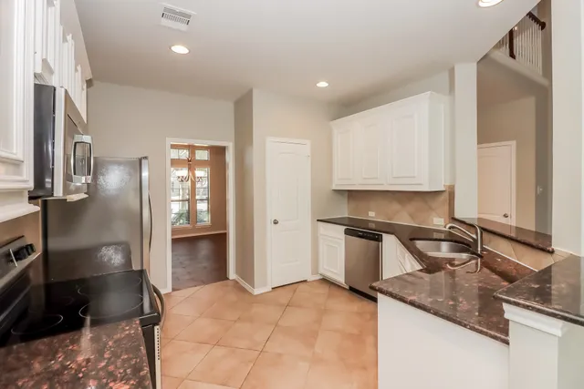 $2,215 | 2627 Diamond River Drive, Rosenberg, TX 77471