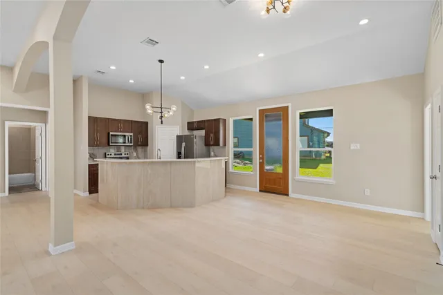 $385,000 | 4654 North Teague Street, Rosharon, TX 77583