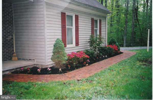 754 Milton Grove Road Manheim, PA 17545 - Photo 4 of 9