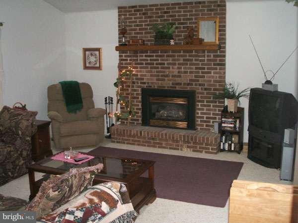 754 Milton Grove Road Manheim, PA 17545 - Photo 6 of 9